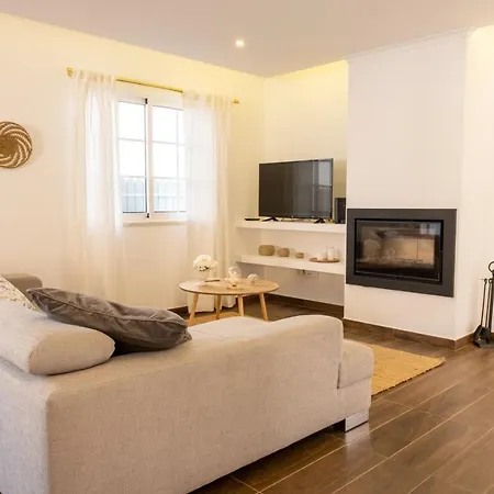 Casa Da Lota, By Casas Do Verao * Manta Rota